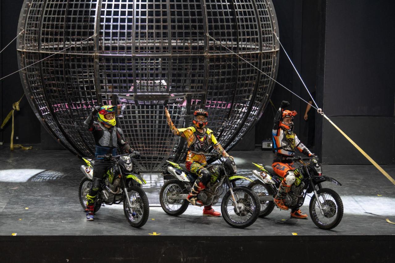 Lara Barut Collection-Ultra All Inclusive Antalia Esterno foto The Globe of Speed