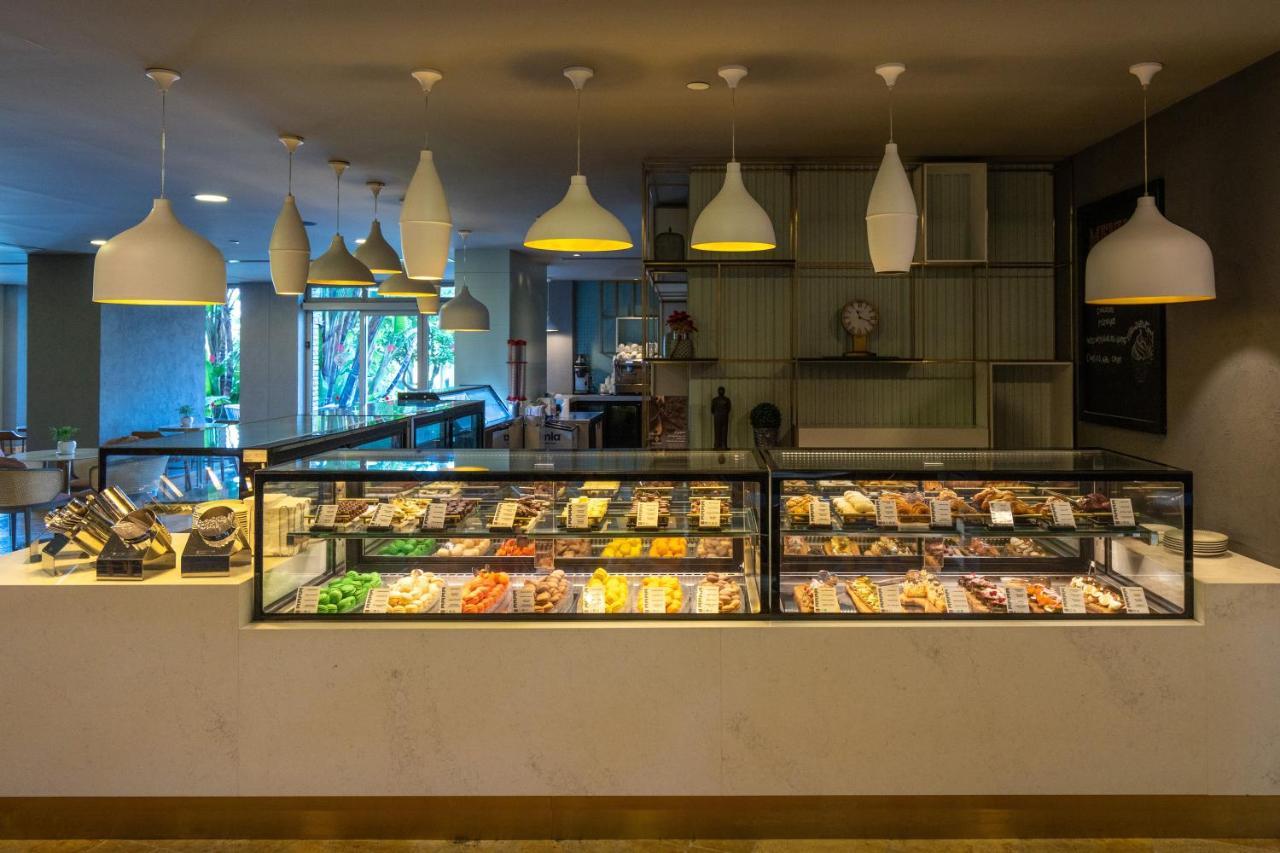 Lara Barut Collection-Ultra All Inclusive Antalia Esterno foto The interior of the restaurant