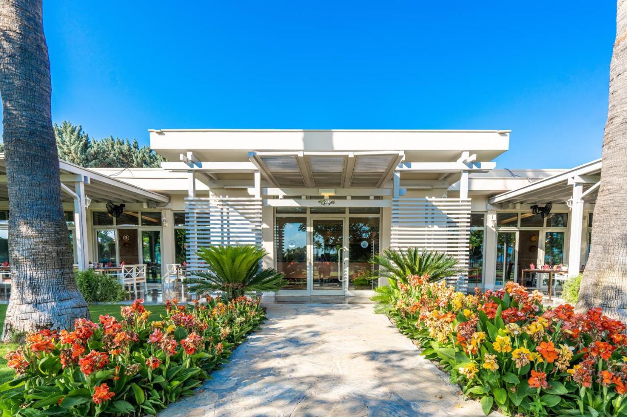 Lara Barut Collection-Ultra All Inclusive Antalia Esterno foto Clubhouse at the San Diego Golf Club
