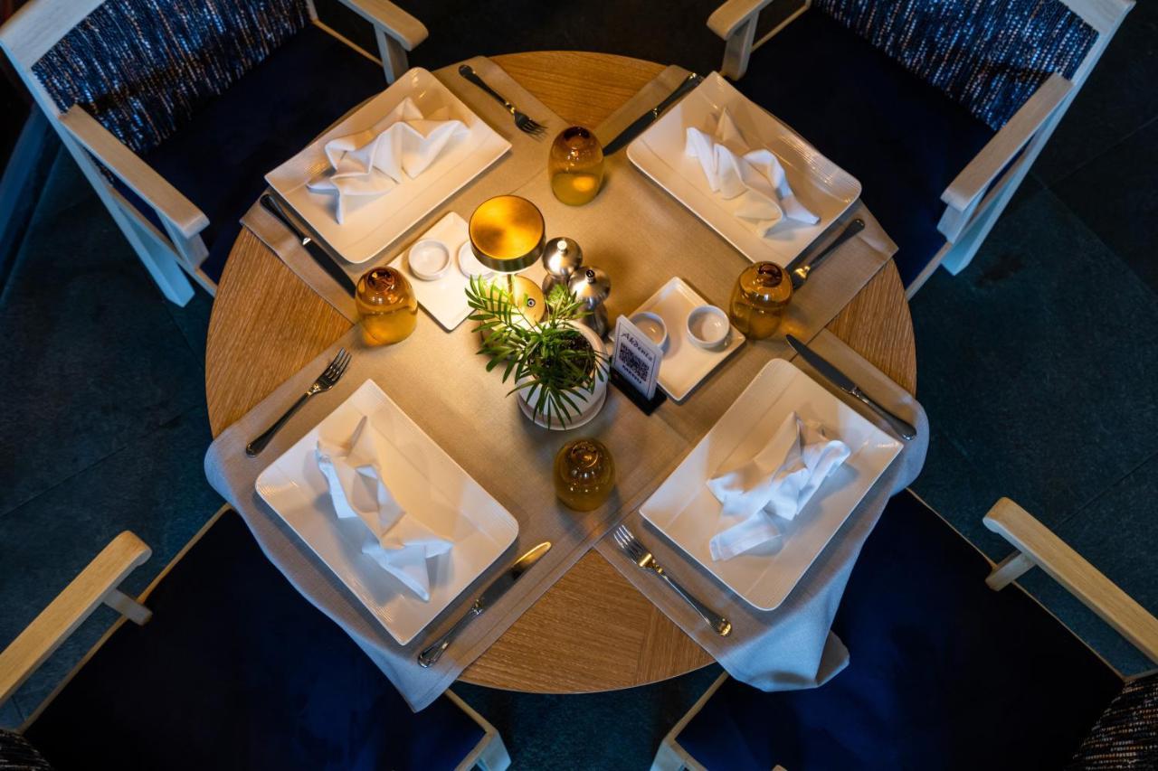 Lara Barut Collection-Ultra All Inclusive Antalia Esterno foto A table set for dinner