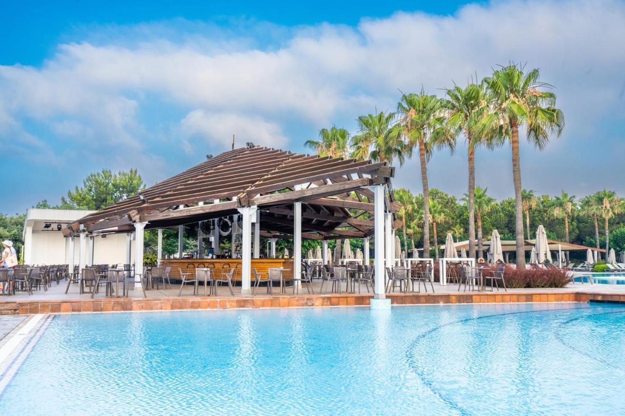 Lara Barut Collection-Ultra All Inclusive Antalia Esterno foto The swimming pool at the hotel