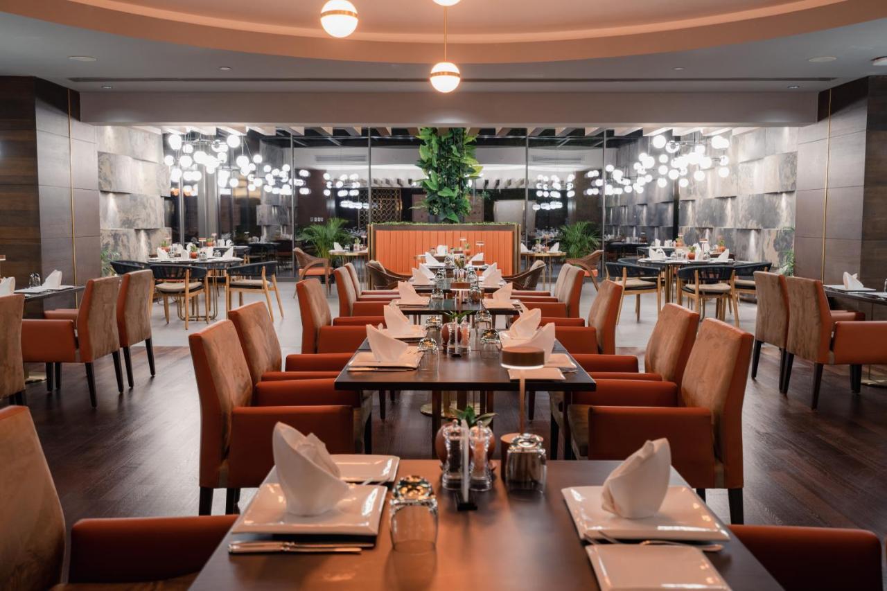Lara Barut Collection-Ultra All Inclusive Antalia Esterno foto The interior of the restaurant