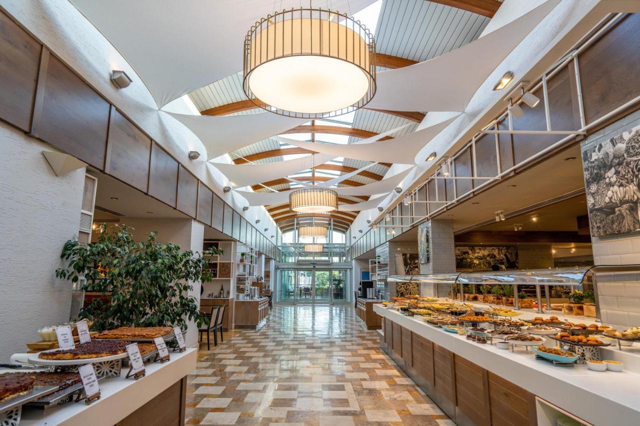 Lara Barut Collection-Ultra All Inclusive Antalia Esterno foto The buffet at the hotel